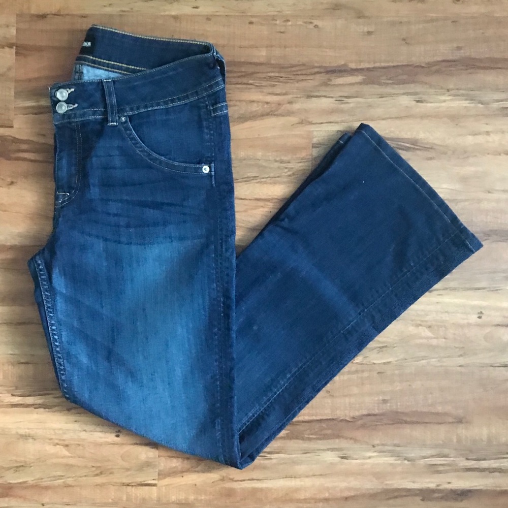 Hudson Signature Midrise Bootcut Jeans Size 31